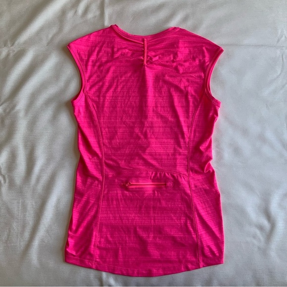 Athleta Hot Pink Ruched Muscle Tee - Picture 4 of 9